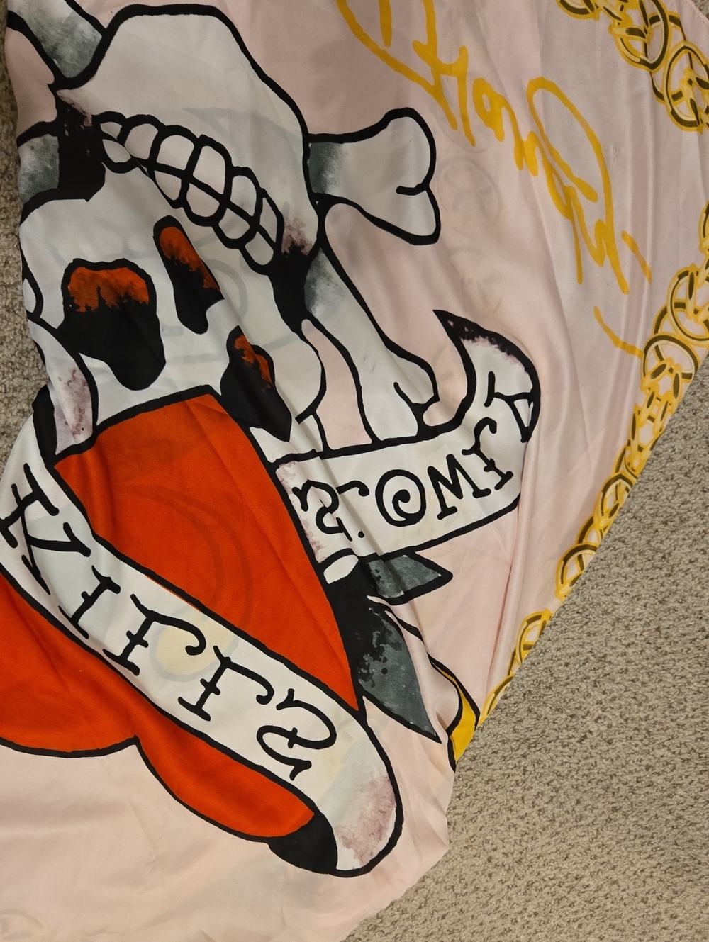 Ed Hardy Pink Scarf Nwt - Picture 3 of 3